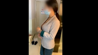 性感美少女清晨起床与男友运动一番
