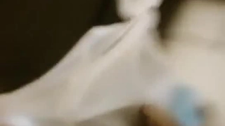 毛茸茸的业余爱好者因被大鸡巴偷窃而受到惩罚