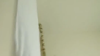 少女继女Alex More被抓到与男友做爱
