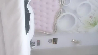 野花西安看着单男操女粉丝，来约