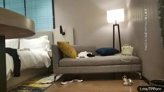 邻居做爱，偷偷把套摘了。（认证自拍达人）