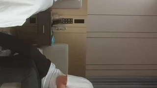 #SWAG 和邻居的淫乱生活，从浴室干到卧室最后内射 消息来源: @swaglive